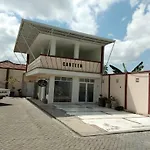 Incast Hostel