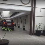 Incast Hostel